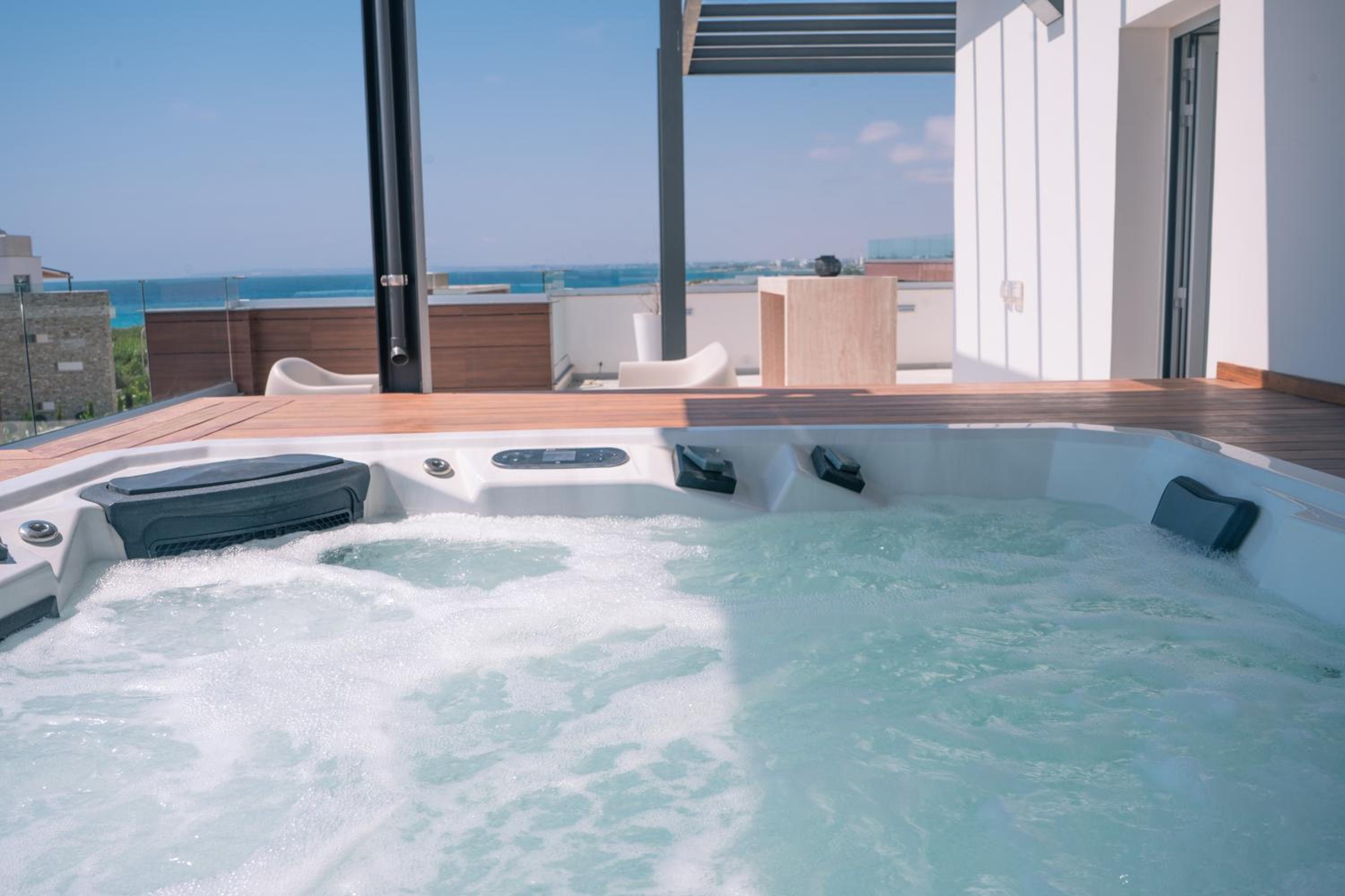 Vivo Mare Beachfront Villas - Vista