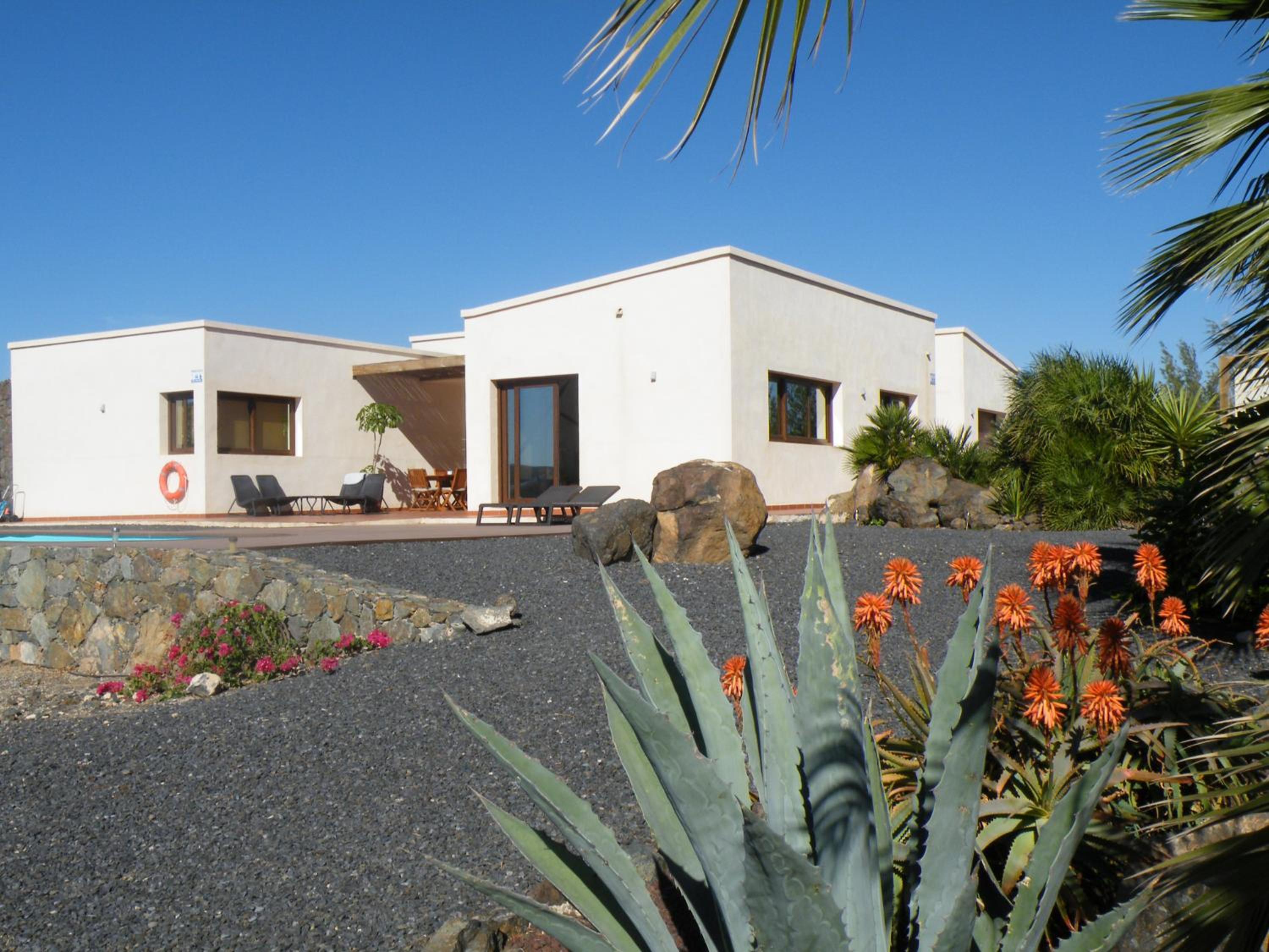 VILLA FUERTEVENTURA Fantástica Villa vistas al mar piscina climatizada