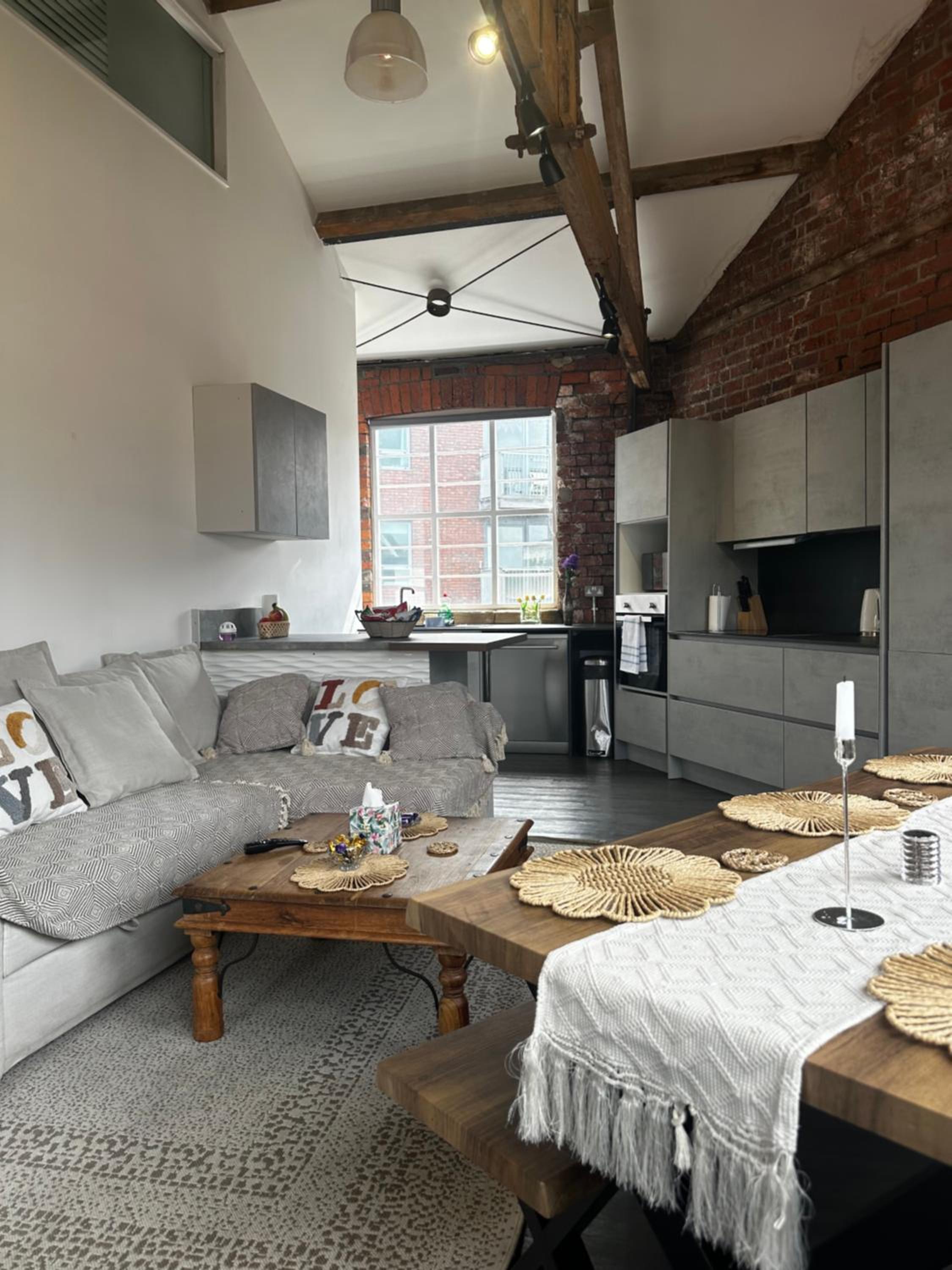 Industrial Escape - Kelham Island, Free Parking & Walkable Bars view 5