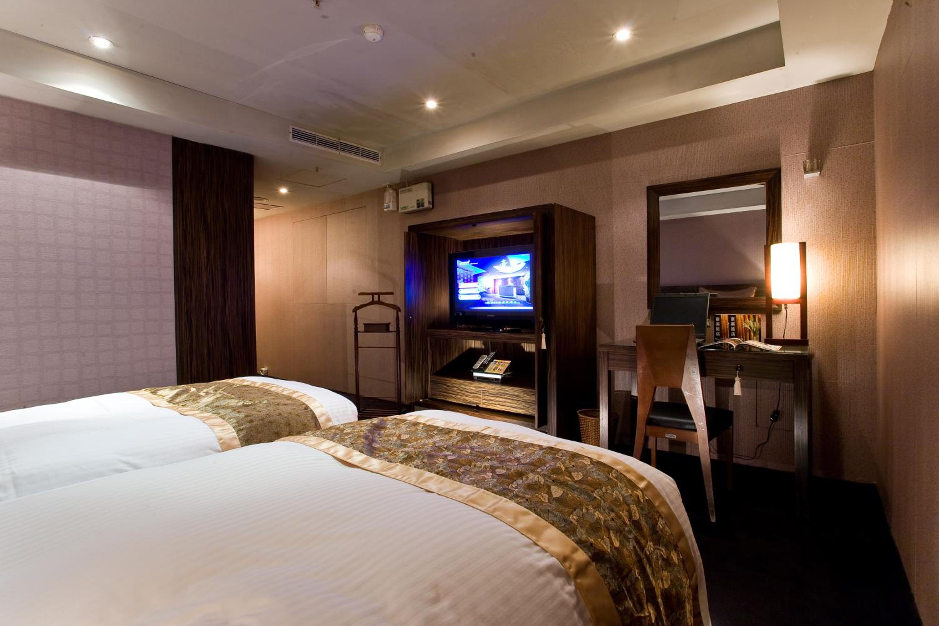 H.M.Hotel