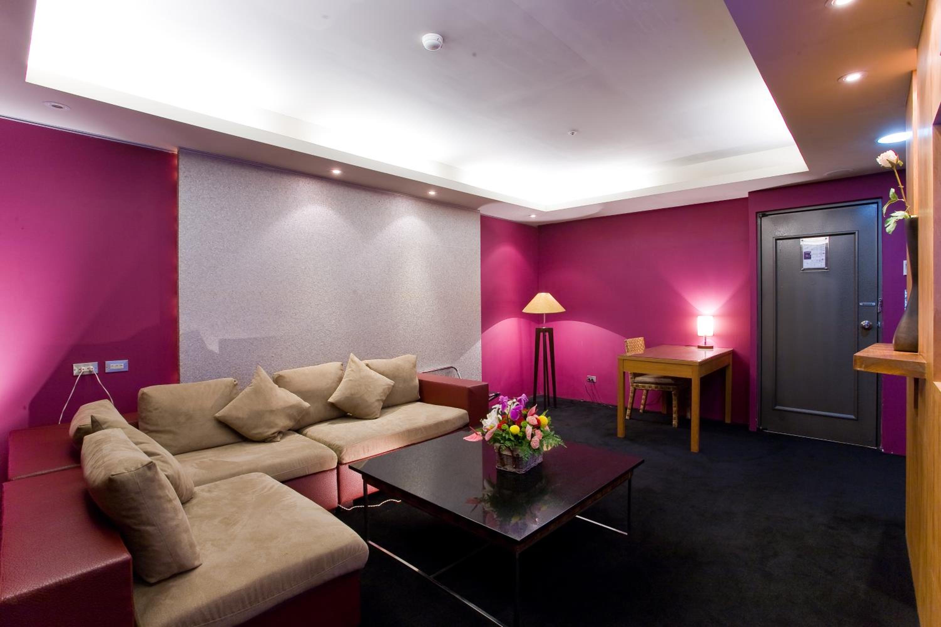 H.M.Hotel