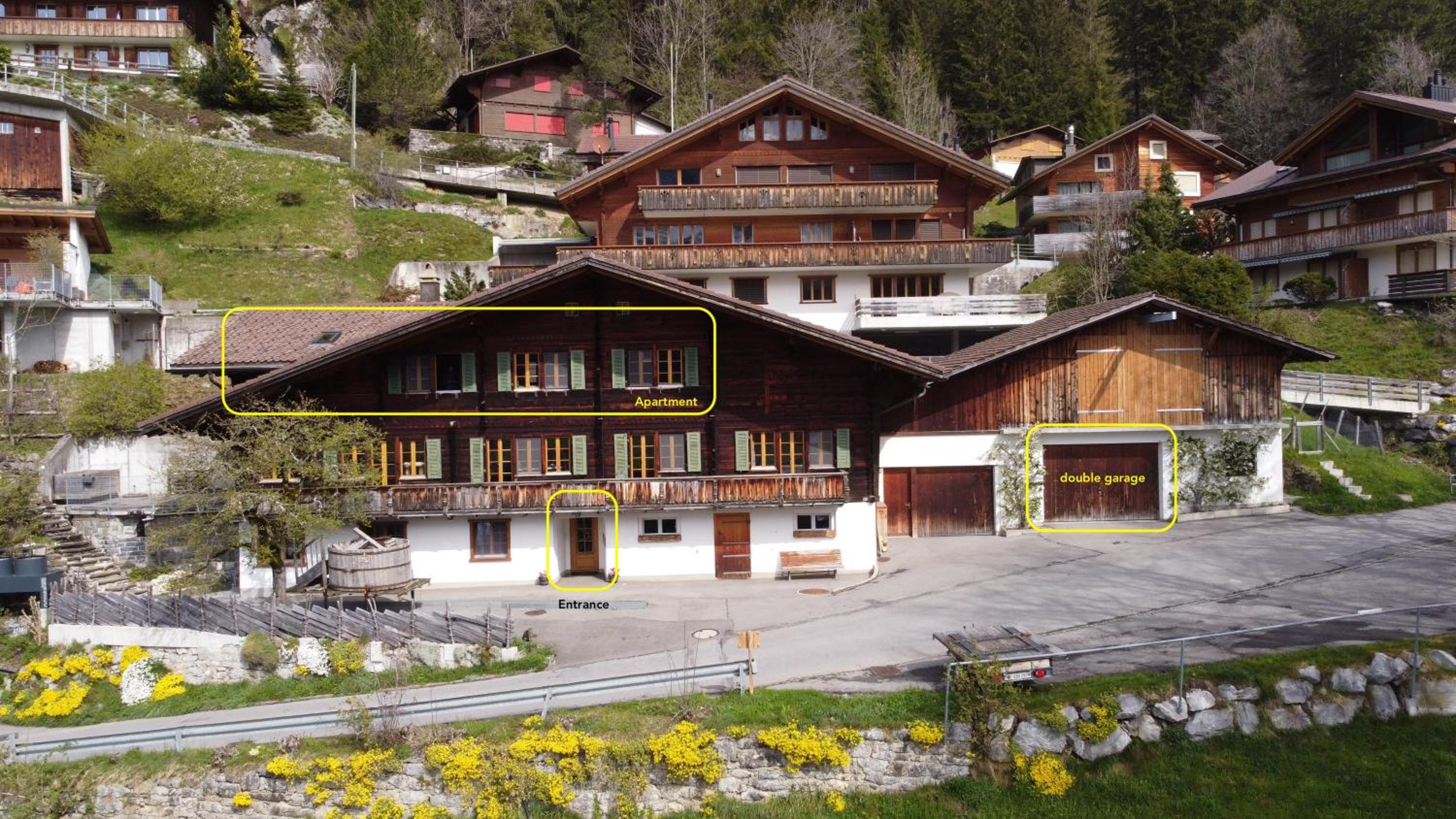 zentrale, gemütliche Wohnung im Schweizer Stil I Bergblick