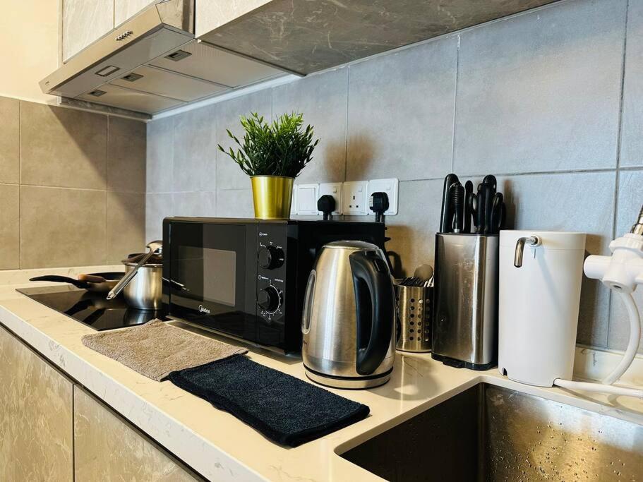 MVD19#Family Suite 8pax 3 Rooms M Vertica Velocity Mall Cheras IKEA Mytown Short Walk to MRT & LRT Maluri