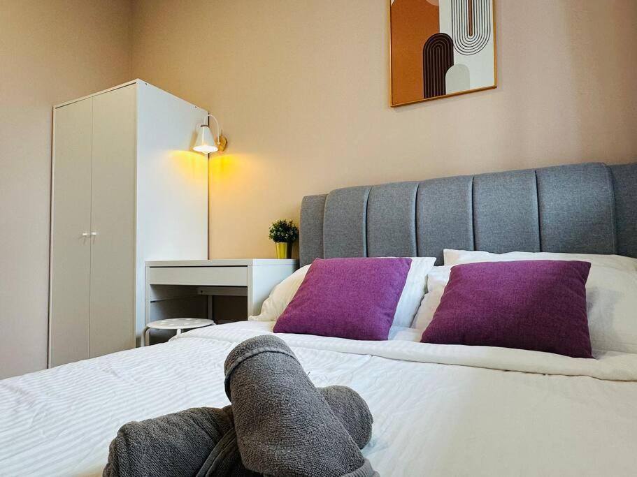 MVD19#Family Suite 8pax 3 Rooms M Vertica Velocity Mall Cheras IKEA Mytown Short Walk to MRT & LRT Maluri