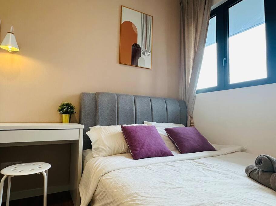 MVD19#Family Suite 8pax 3 Rooms M Vertica Velocity Mall Cheras IKEA Mytown Short Walk to MRT & LRT Maluri