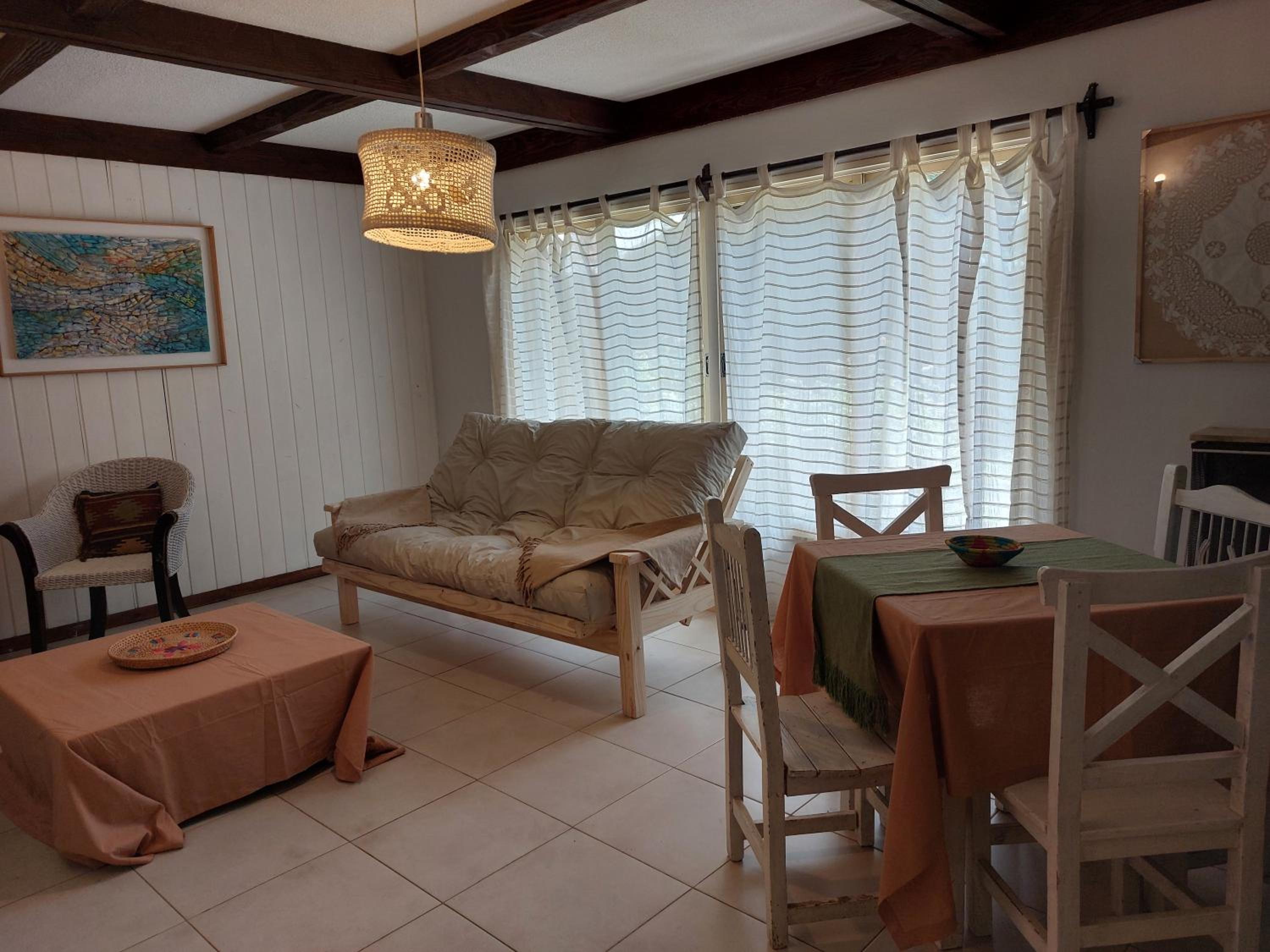 Casa para huéspedes Nilpi