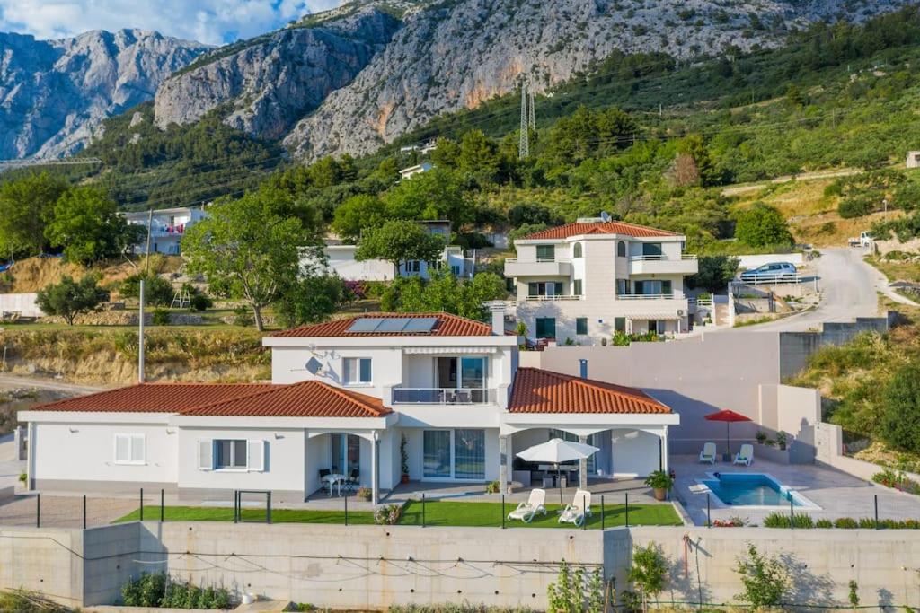 Villa Mira Mel mit privaten Pool - Makarska Exklusiv