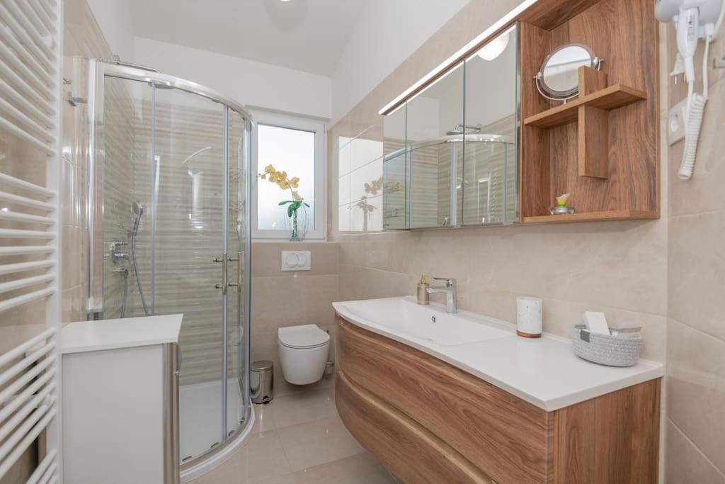 Villa Mira Mel mit privaten Pool - Makarska Exklusiv