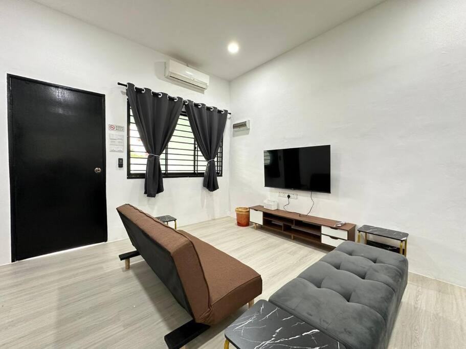Home In Johor Bahru Near Sutera Mall photo 3