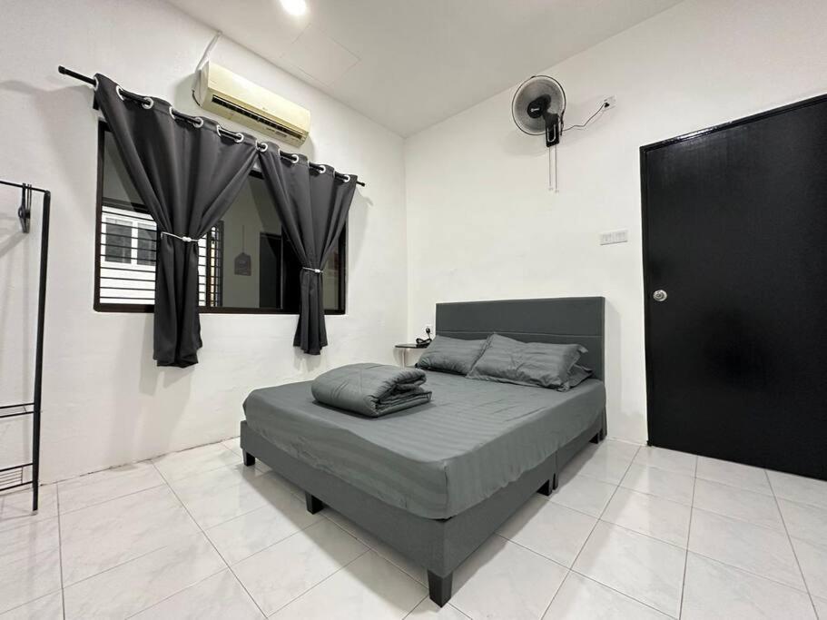 Home In Johor Bahru Near Sutera Mall photo 8