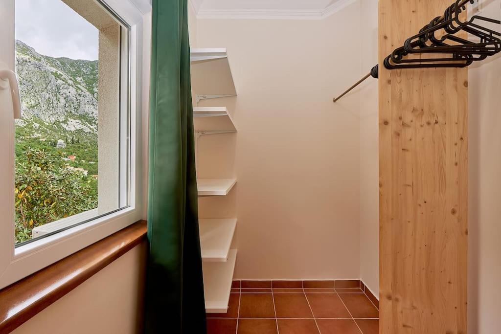 Duplex with panoramic sea views view 2