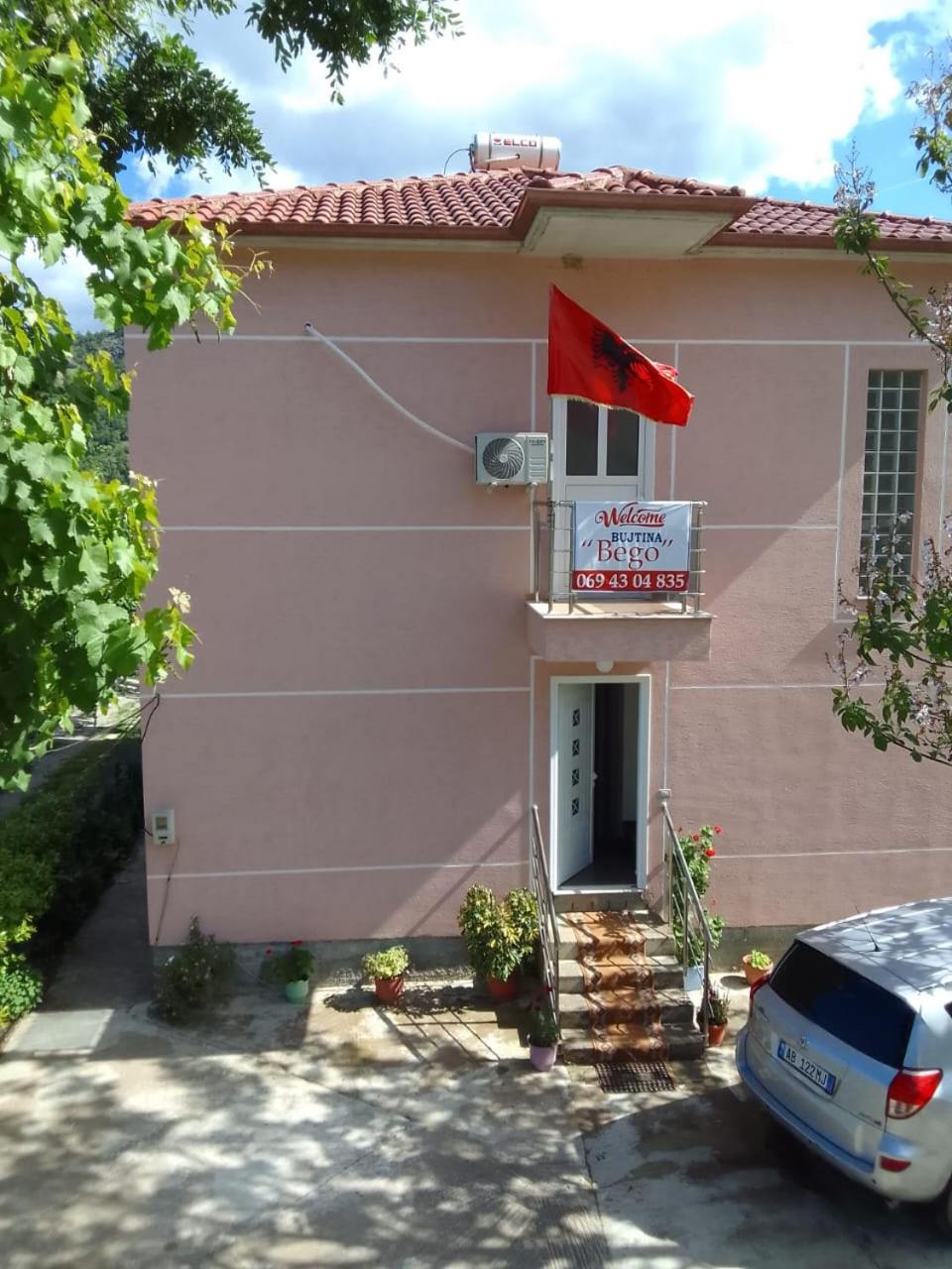 Bujtina Bego