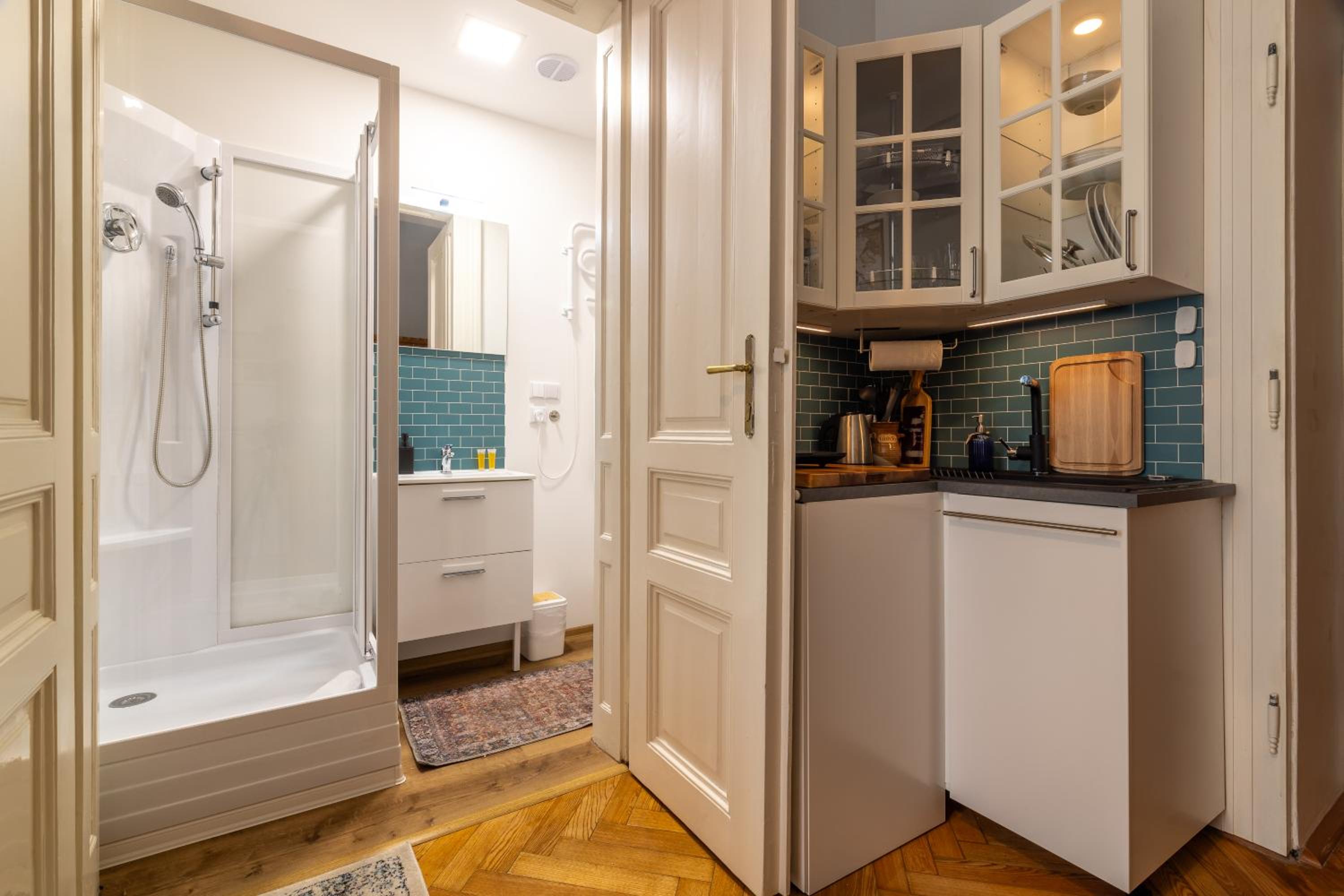 Charming Old Town Apartment by EasyBNB Premium
