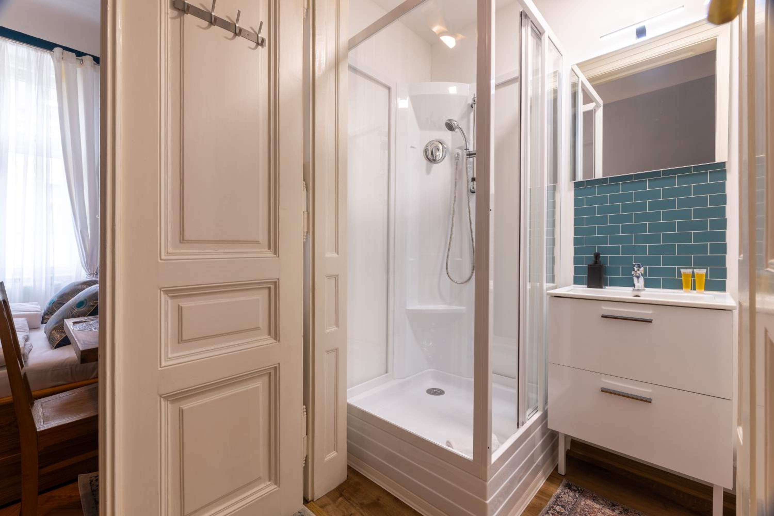 Charming Old Town Apartment by EasyBNB Premium