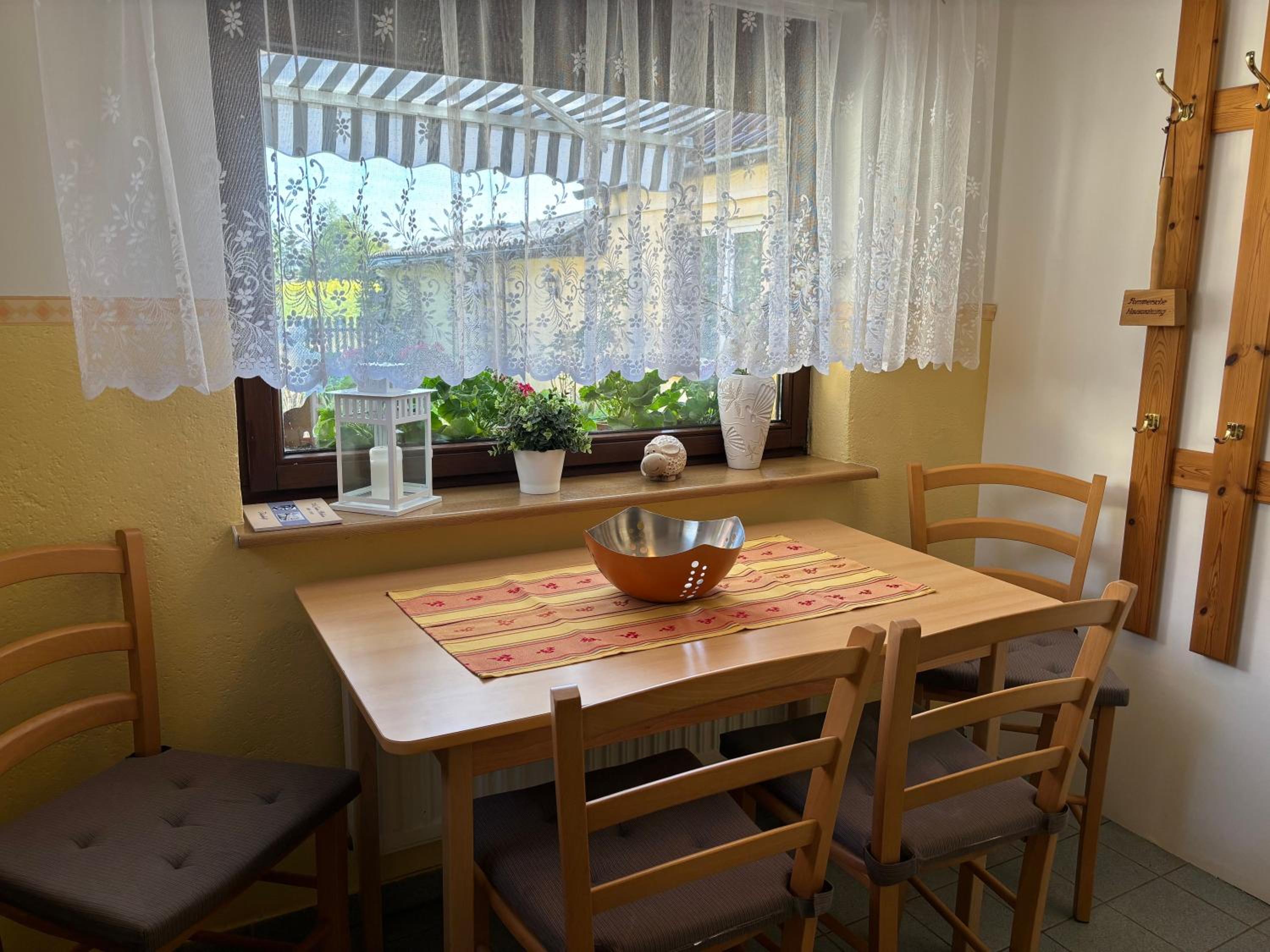 Fewo Mölschow auf Usedom mit einem Garten und W-Lan