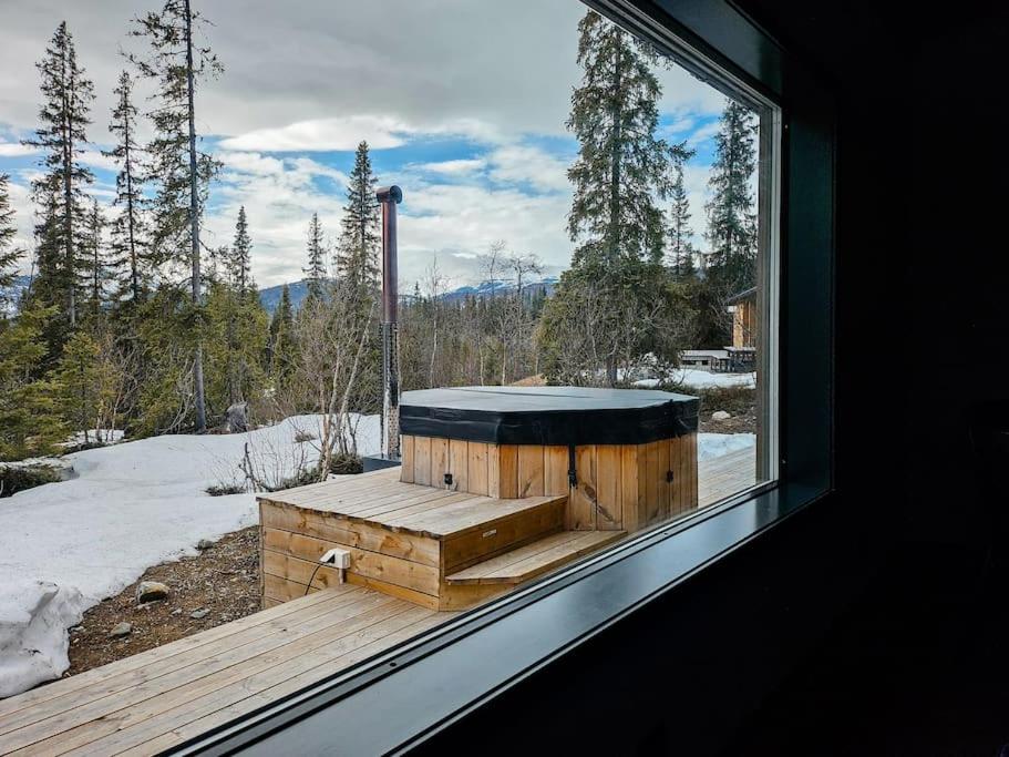 Cozy Mountain Cottage with beautiful views & Sauna view 5