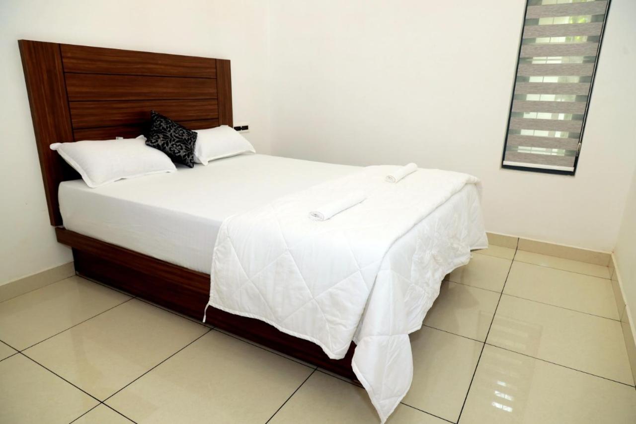 VARENYA 3BHK MUNNAR
