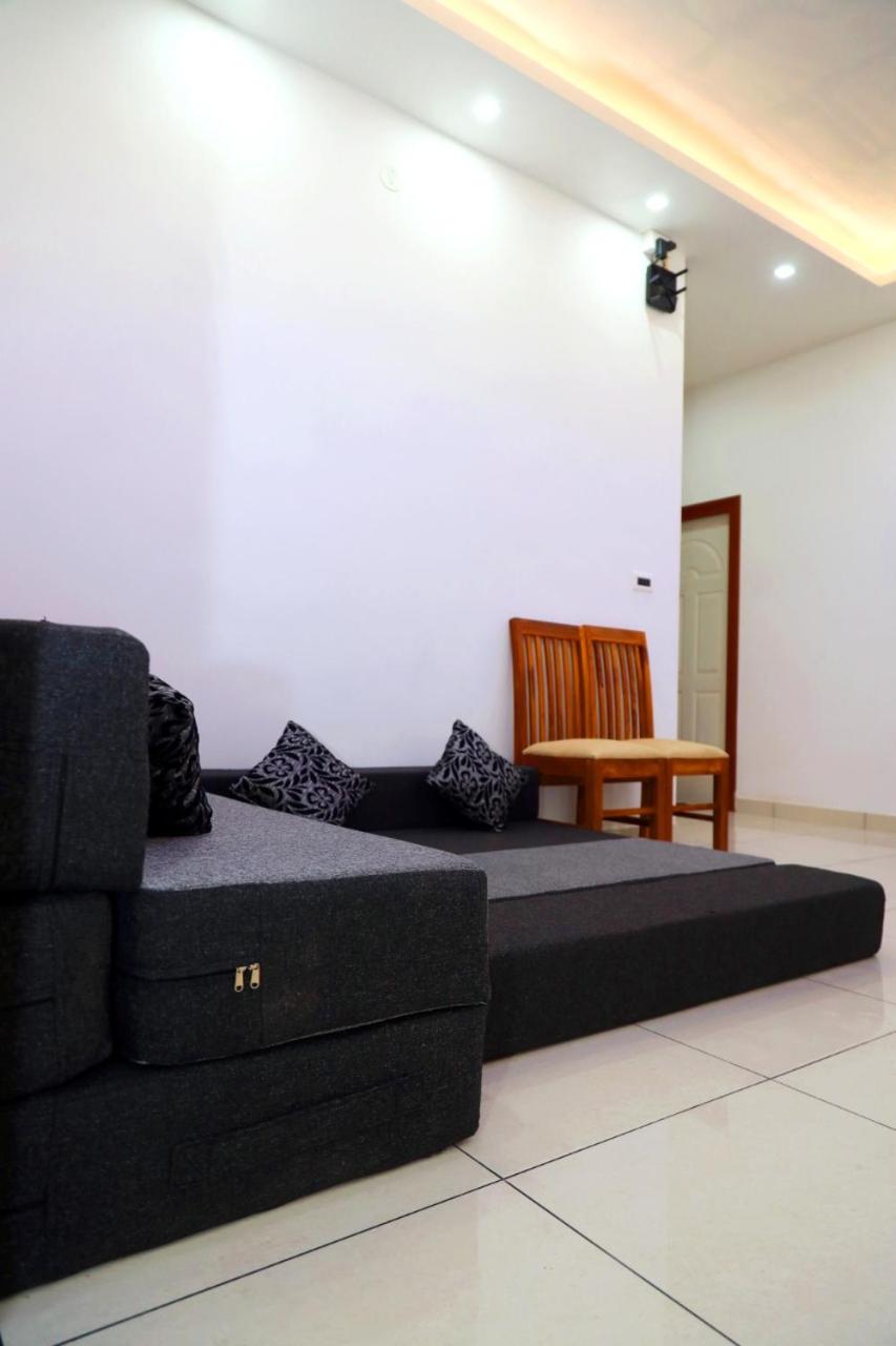 VARENYA 3BHK MUNNAR