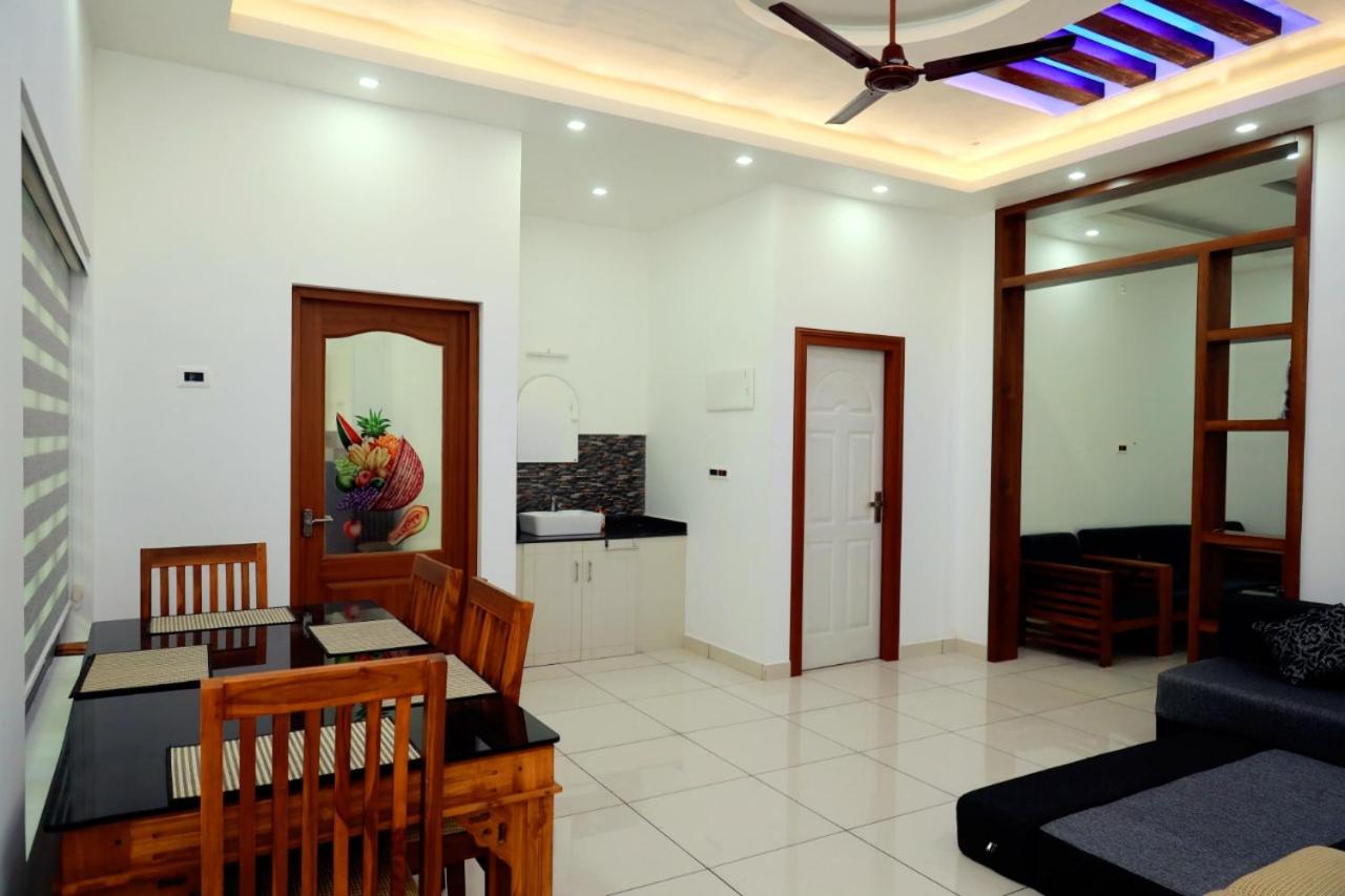 VARENYA 3BHK MUNNAR