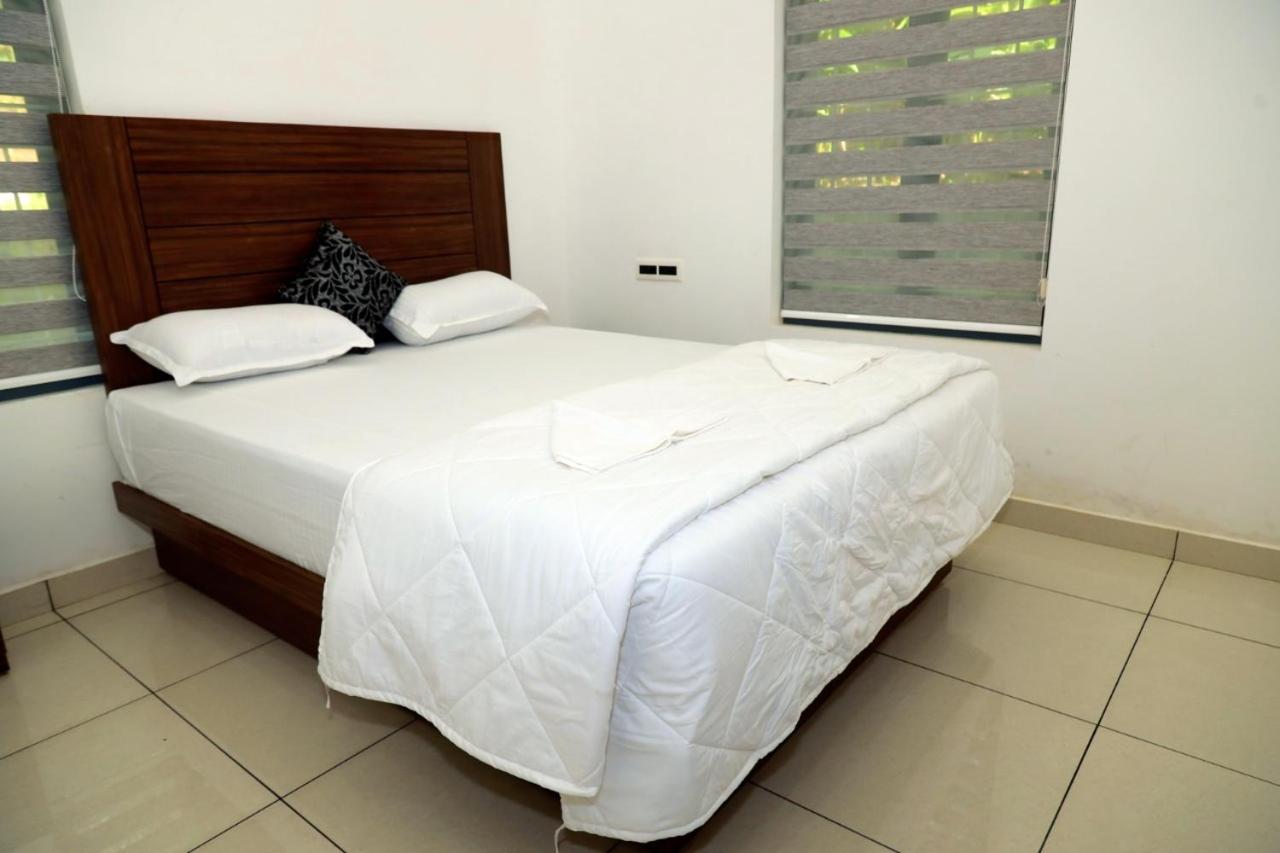 VARENYA 3BHK MUNNAR
