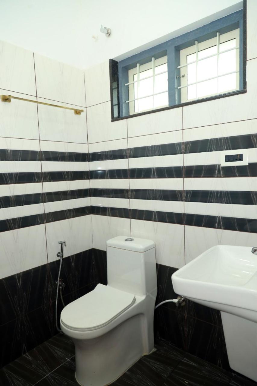 VARENYA 3BHK MUNNAR