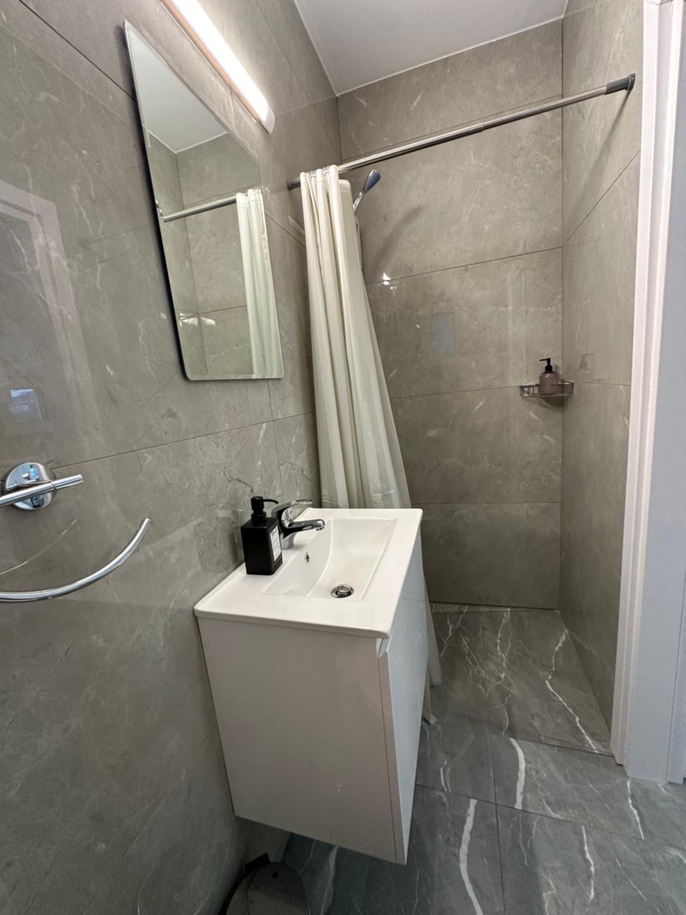 Appartments 750m from beach, tourist area