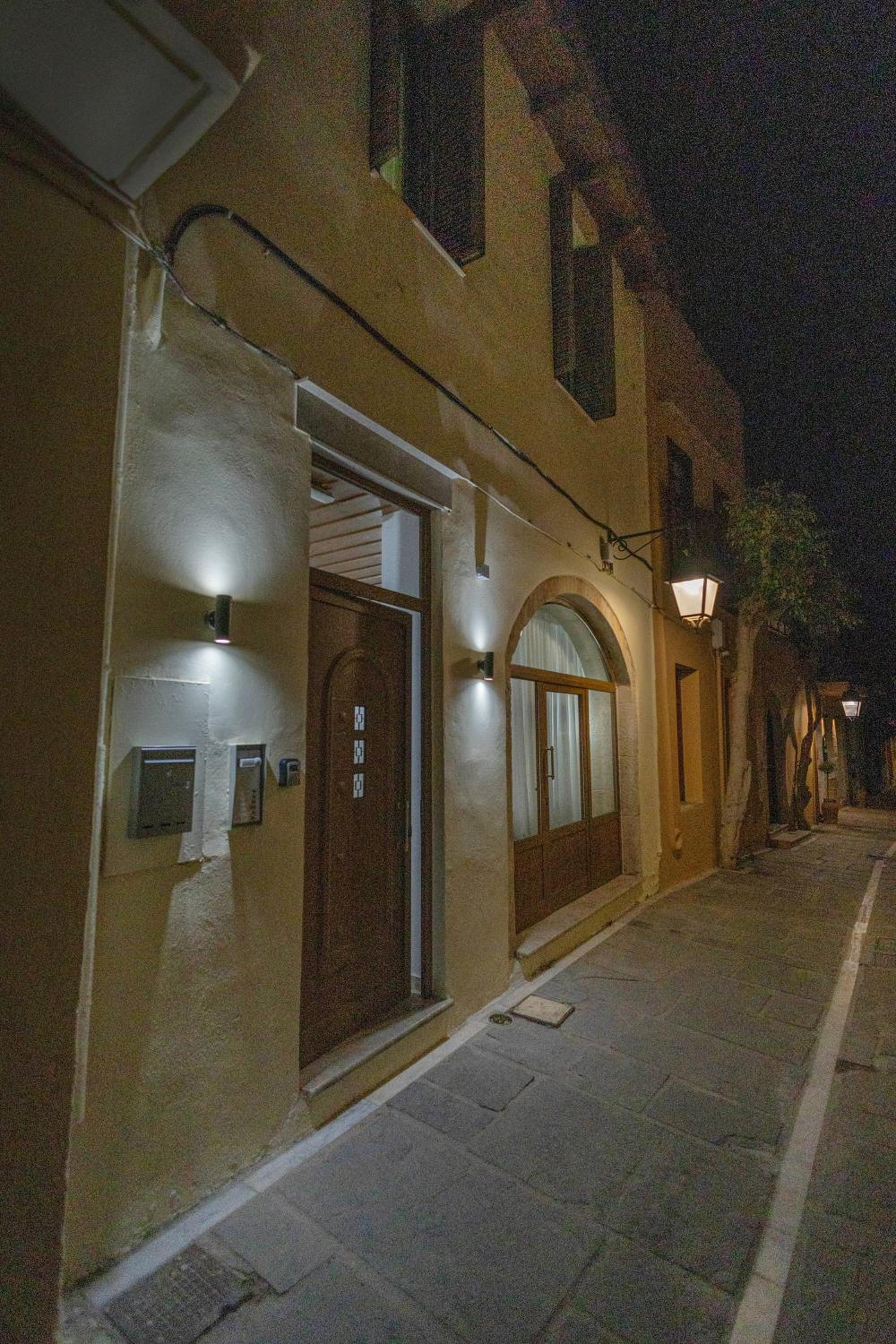 Hotel Dianna Residence - Image 1