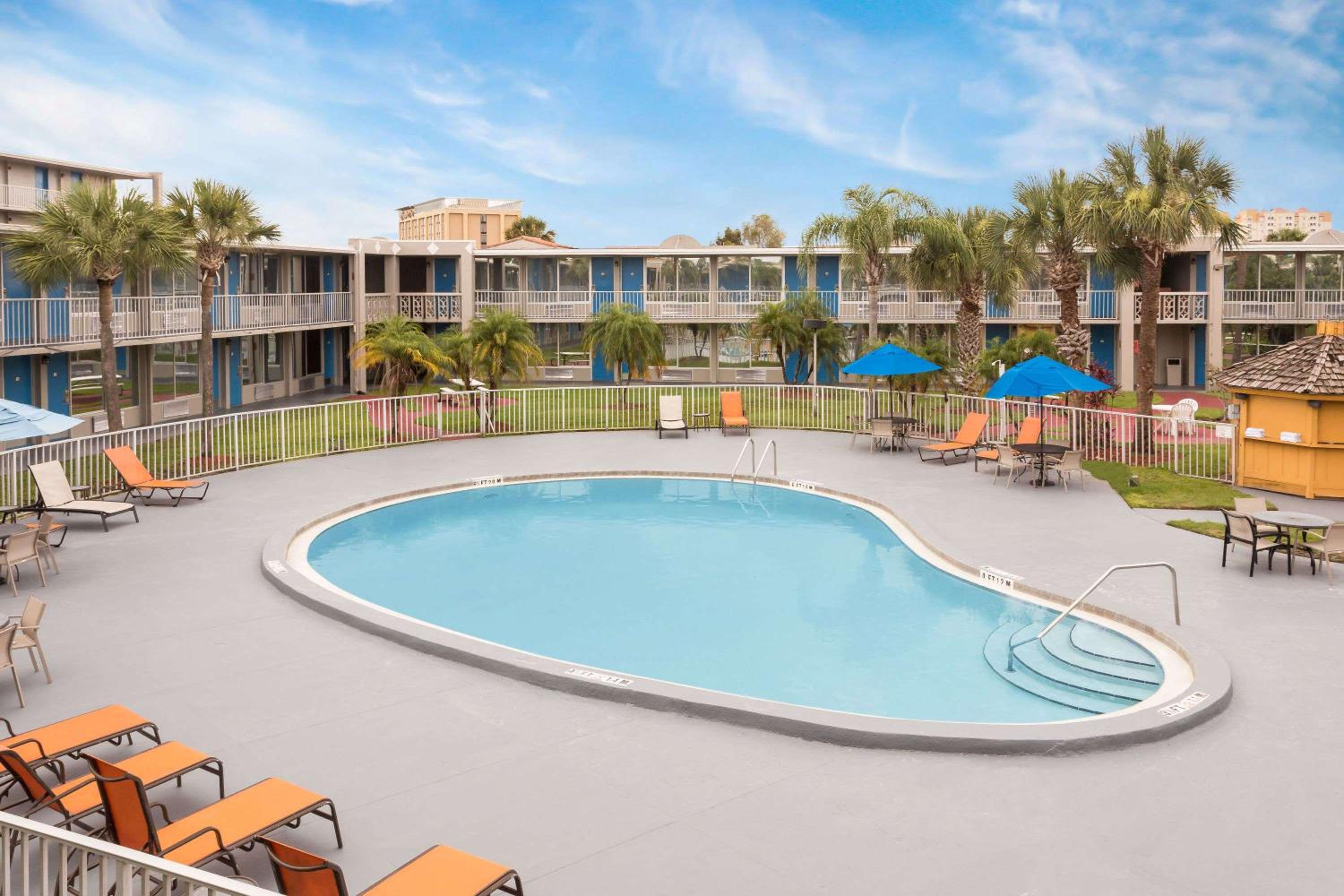 Howard Johnson by Wyndham Orlando-International Drive