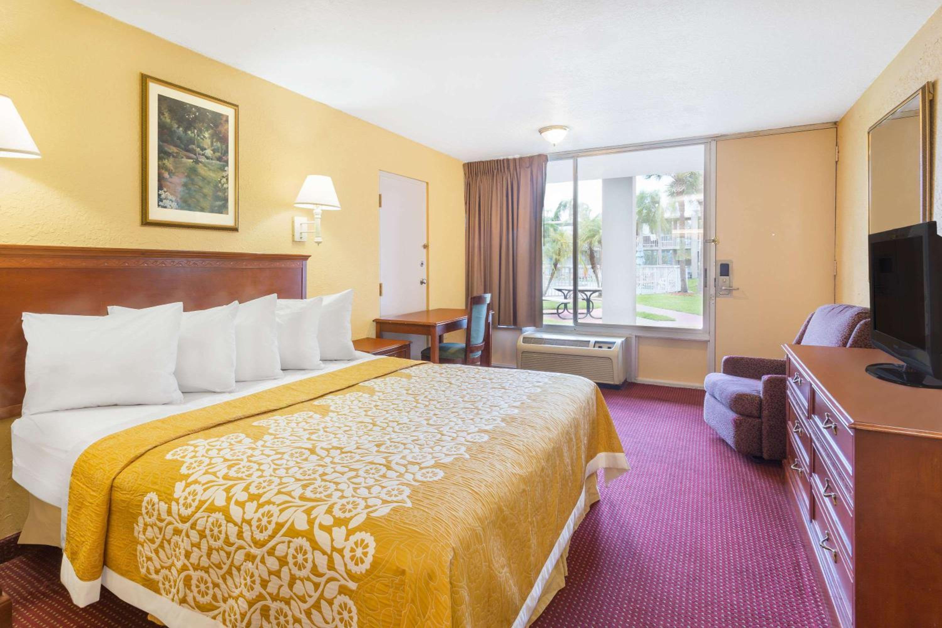 Howard Johnson by Wyndham Orlando-International Drive