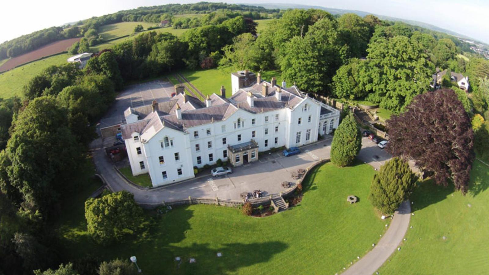 Court Colman Manor