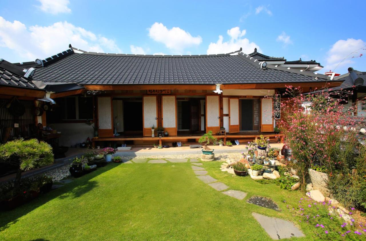Hanok Madang