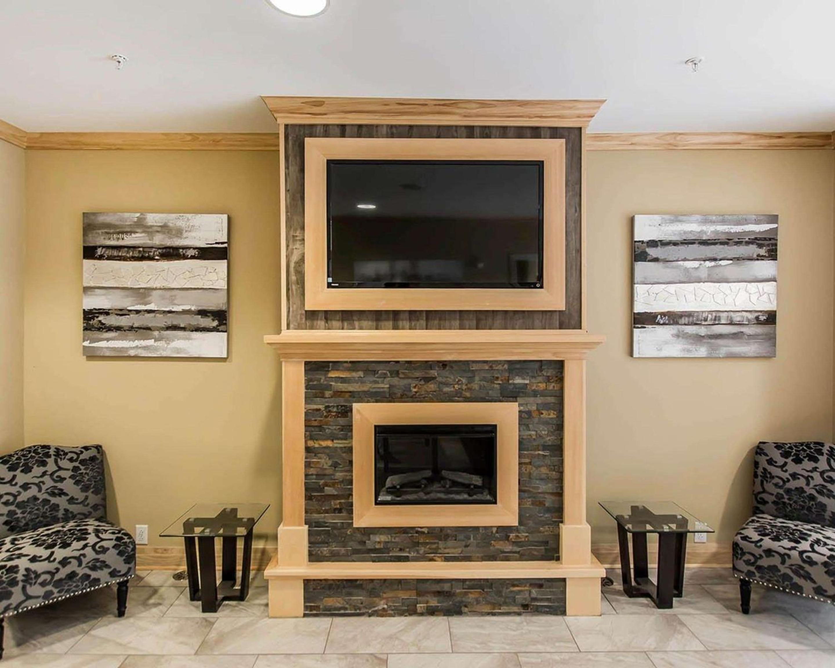 Quality Inn - Image 3