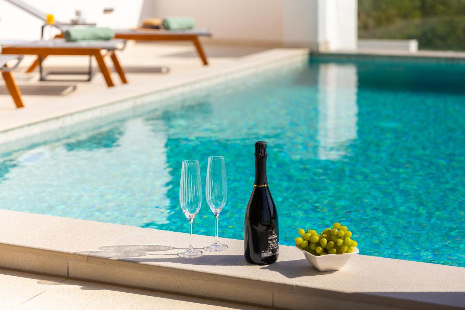 Podstrana Vacations - Luxury Villa Cosmopolitan with Pool - Property Image 5