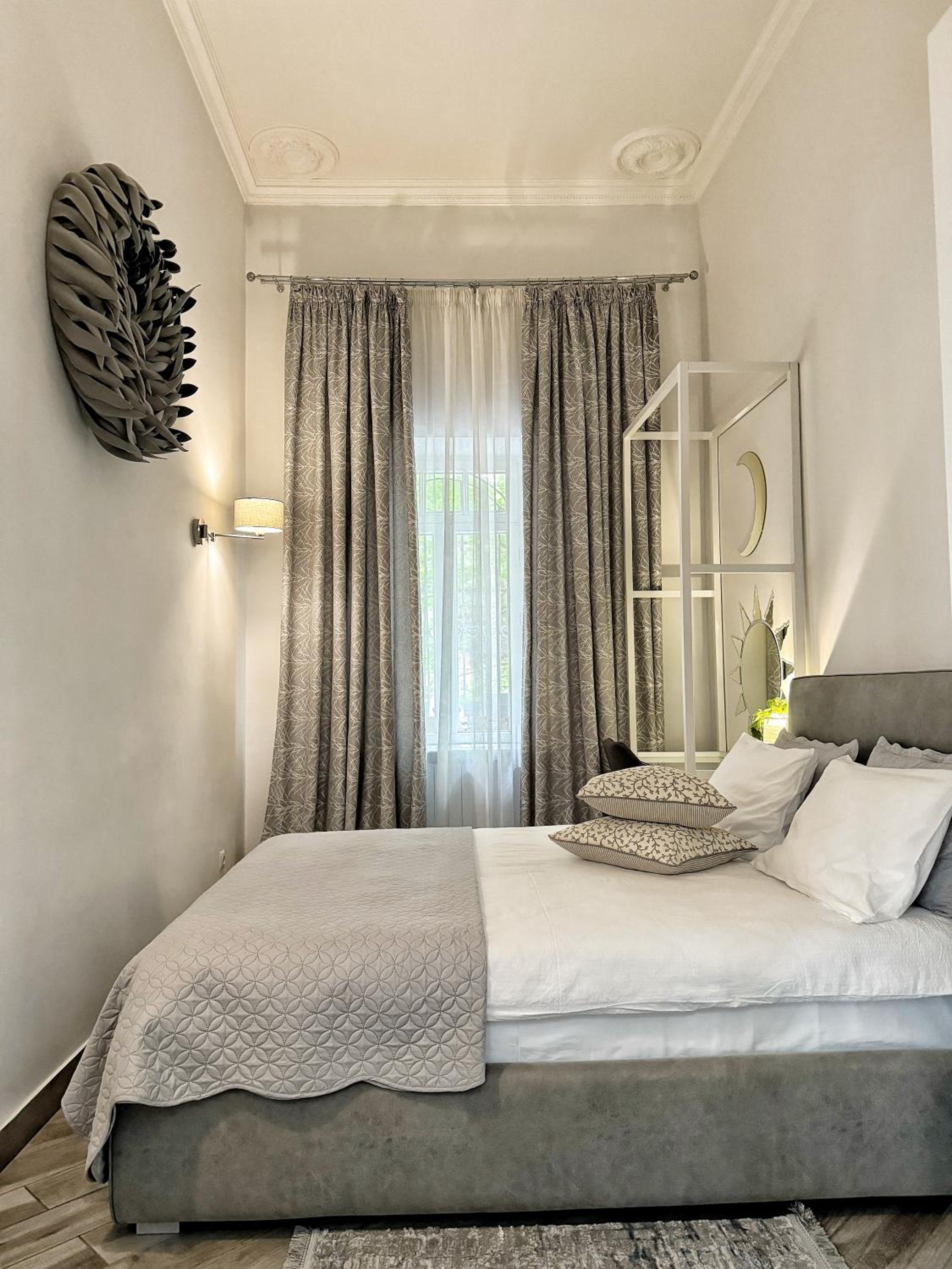 Anna Stevar brand apartment view 2
