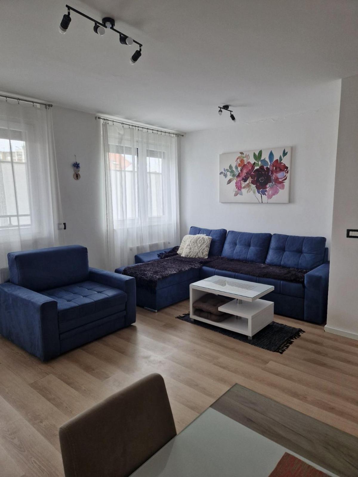 Apartment GEA 7 sa parking mestom view 3