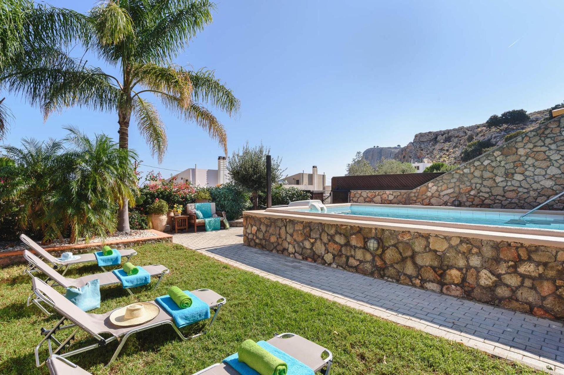 Villa Selini by Villa Plus