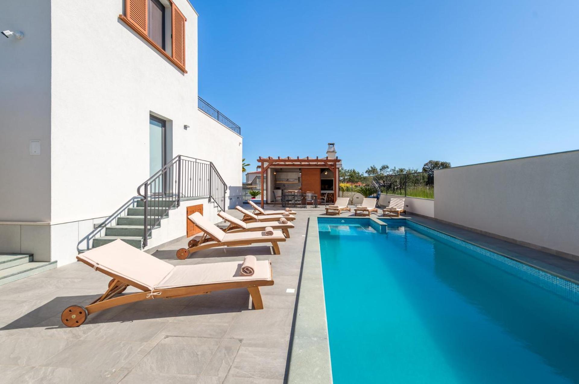 Villa Modea with Heated Pool view 4