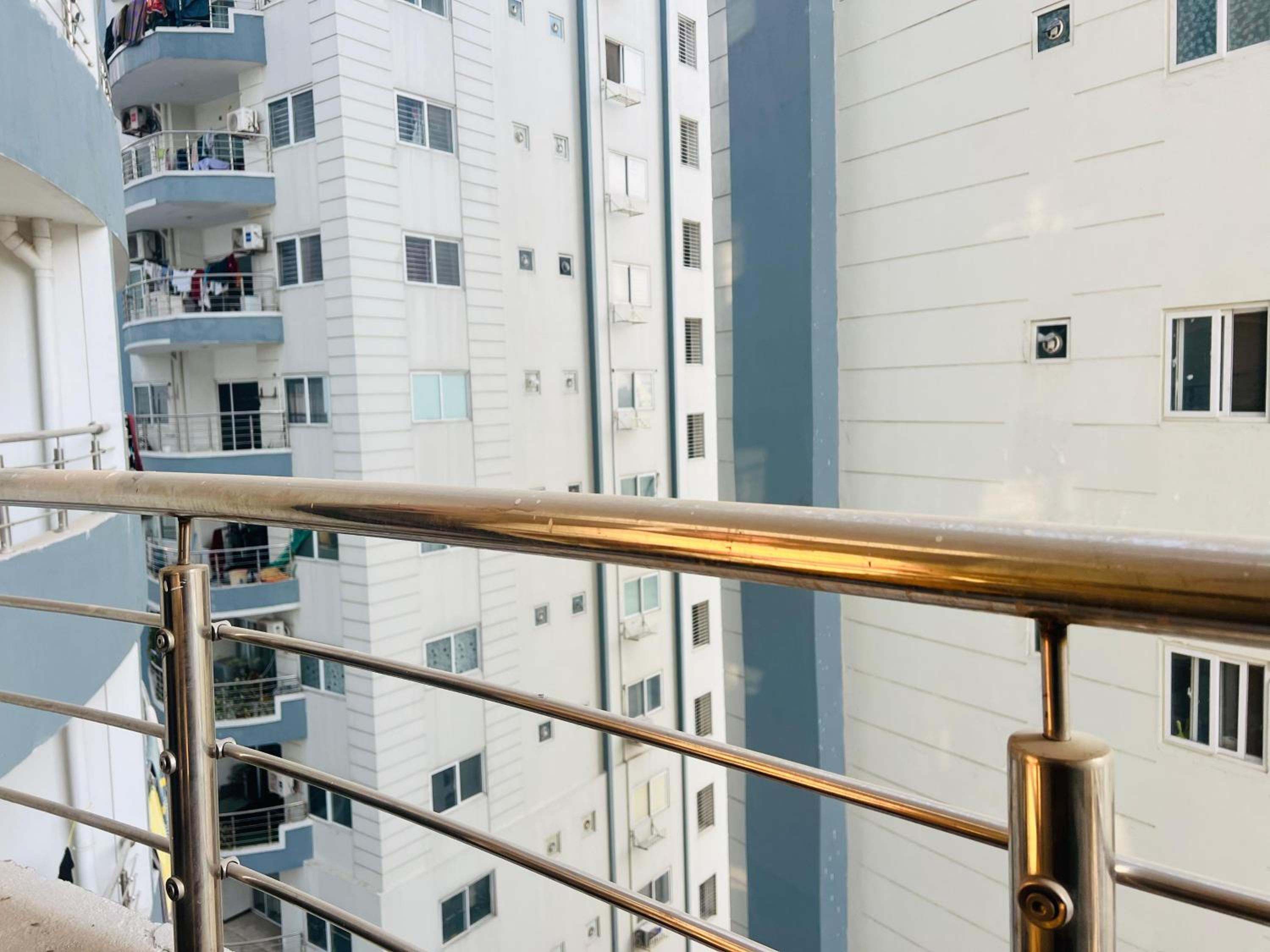 Capital residencia apartment E11 Islamabad view 3