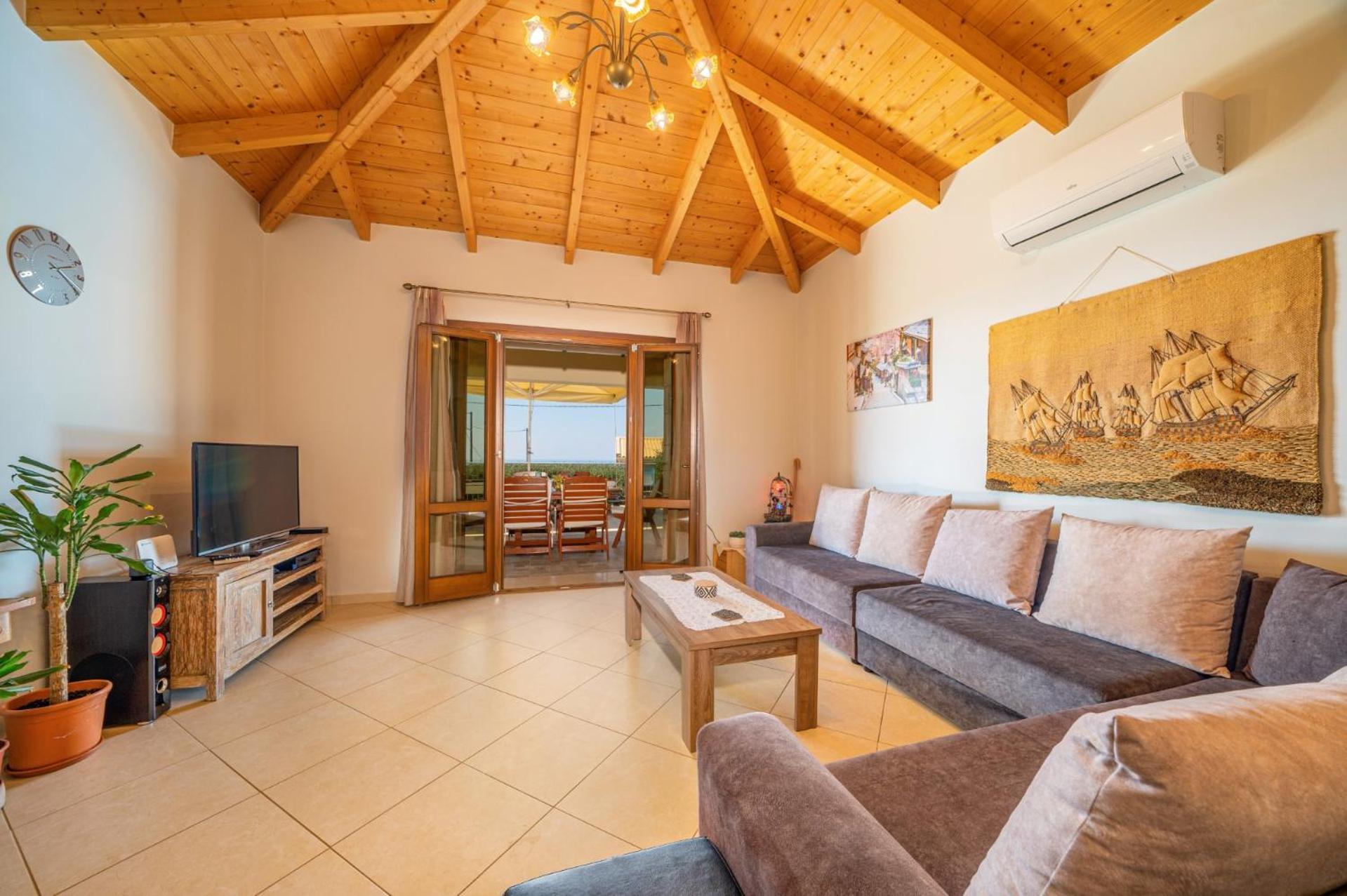 Villa Annita by Villa Plus