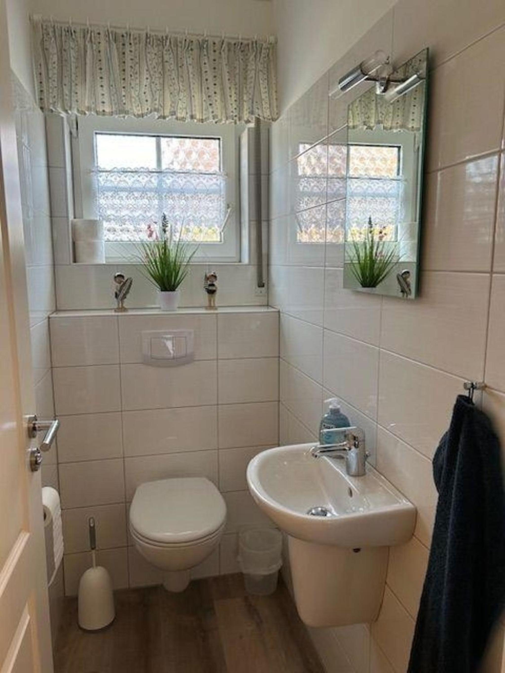 Ferienhaus mit Südwestterrasse mit Stellplatz