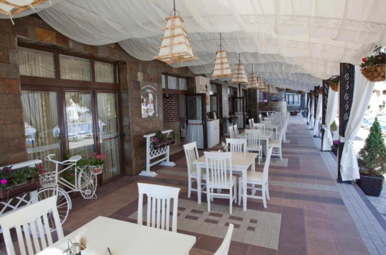 HOTEL BENDITA MARE Golden sands beach