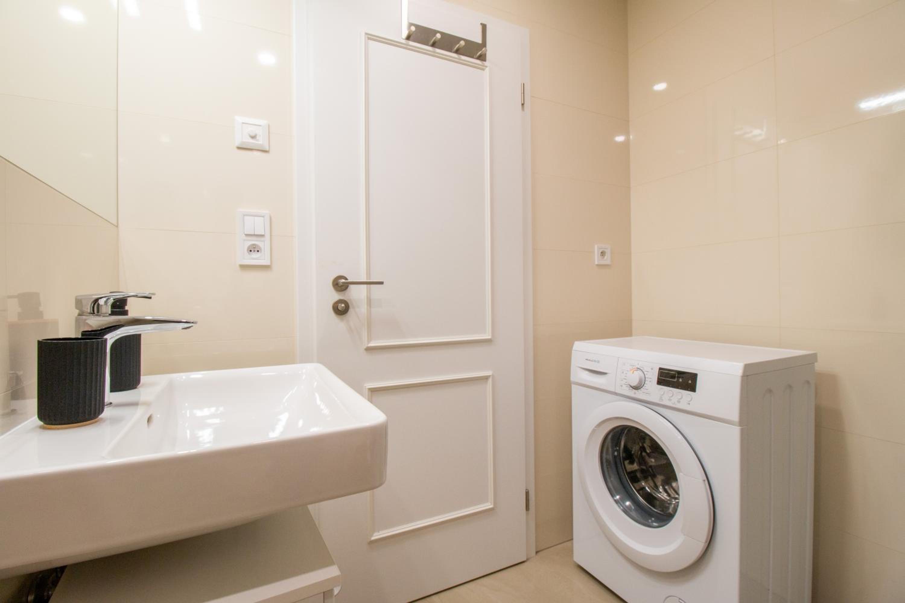 Washingtonova CR apartments