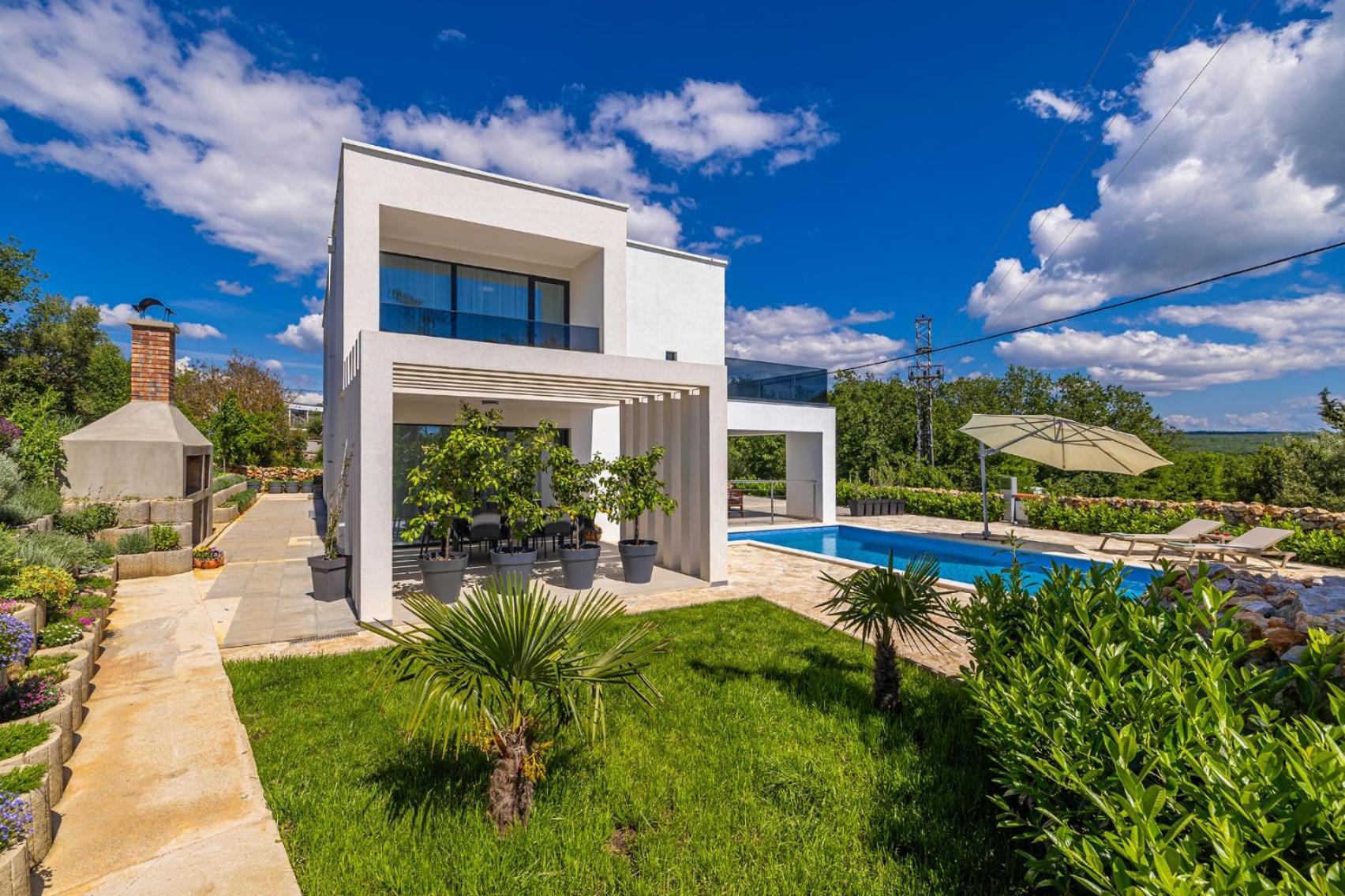 Villa SPLENDIDA