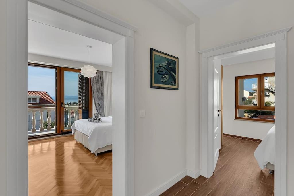Villa Markota!200m from the SEA! view 4