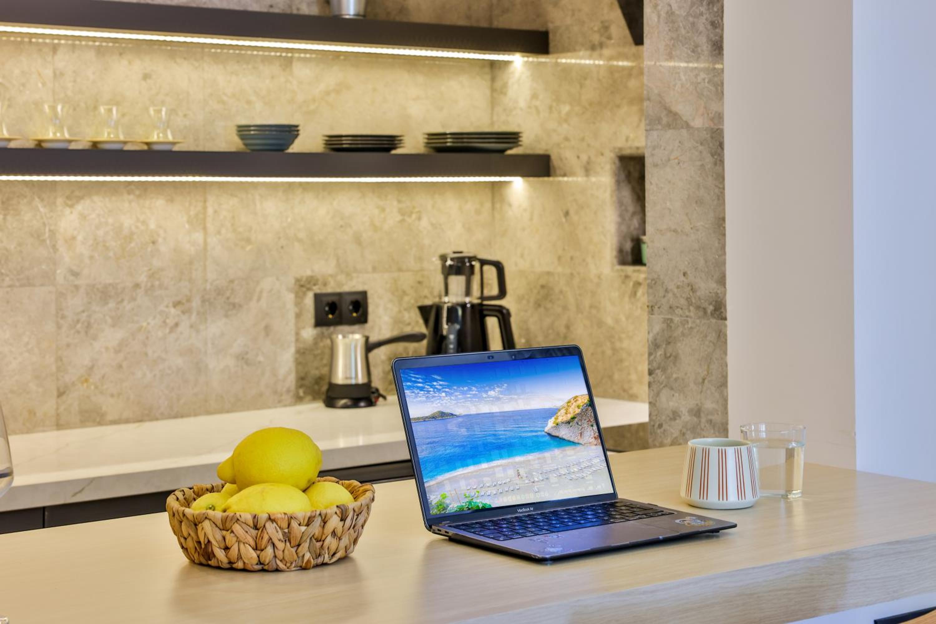 Sole Süitler - Image 27