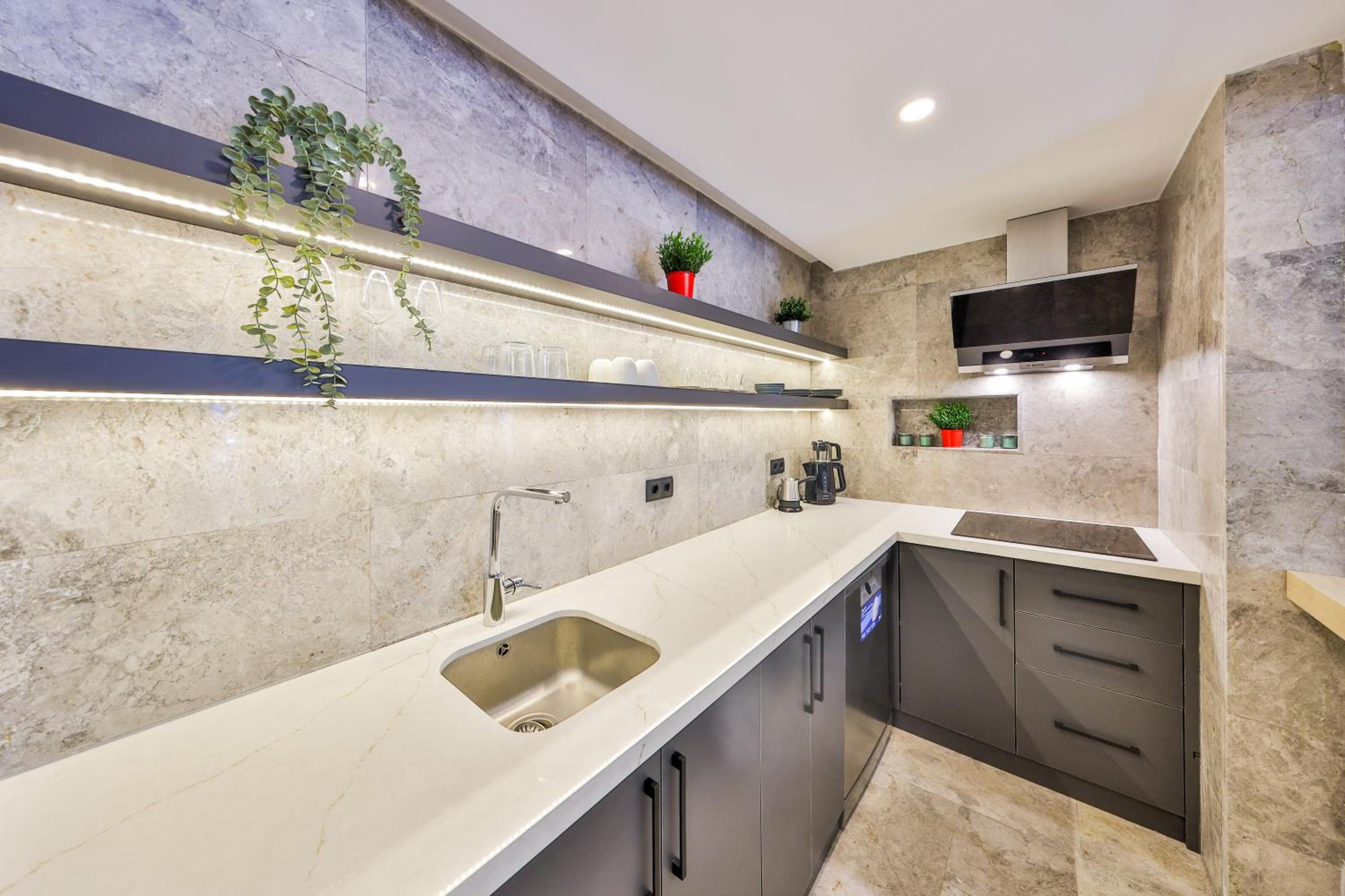 Sole Süitler - Image 31