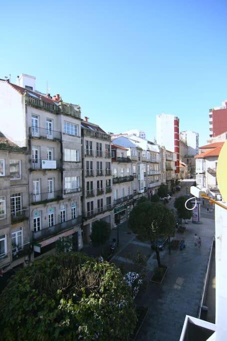 Centro. Tres dormitorios, dos baños y terrazas view 2