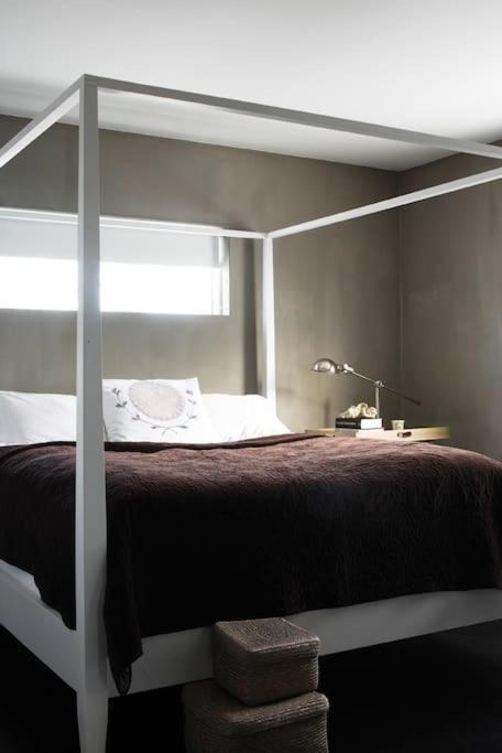 Romantic Boutique Apartment view 3
