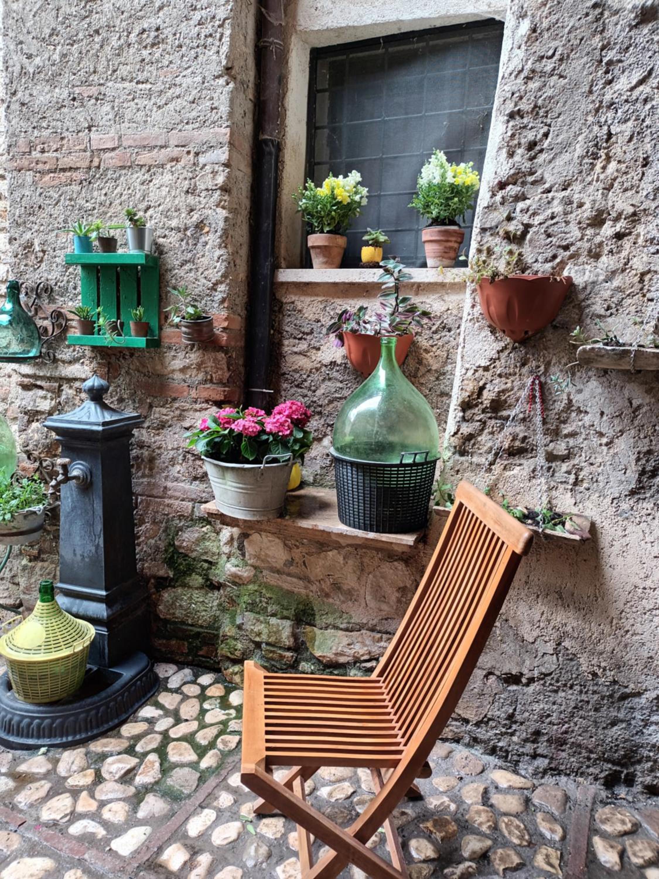 AL CANTINONE view 5