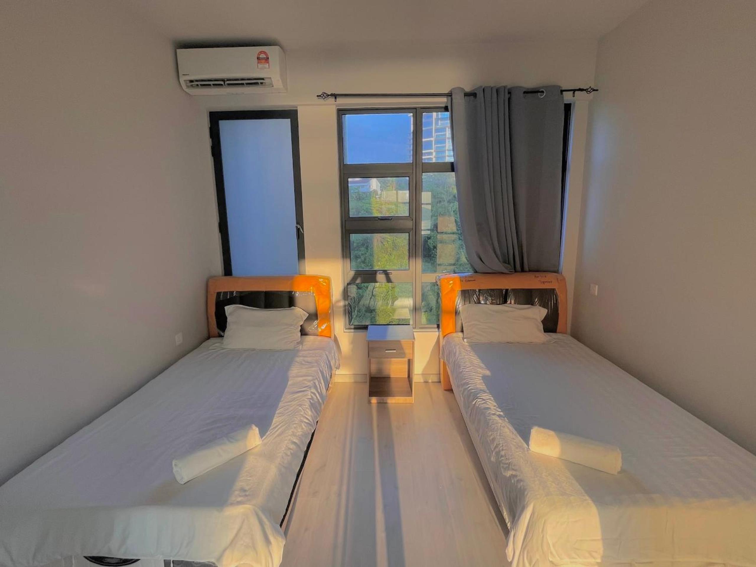 SUNSET JESSELTON QUAY NEAR SURIA GAYA STREET Jesselton Point 2 bedroom one living room one bathroom photo 5